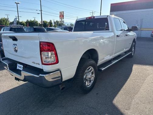 2022 RAM 2500 Tradesman Crew Cab 4x4 8' Box