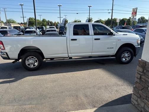 2022 RAM 2500 Tradesman Crew Cab 4x4 8' Box