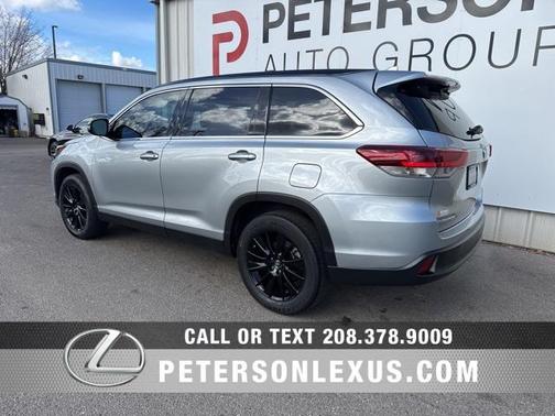 2019 Toyota Highlander SE