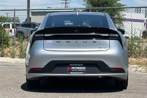 Cutting Edge 2025 Toyota Prius Plug-In Hybrid SE