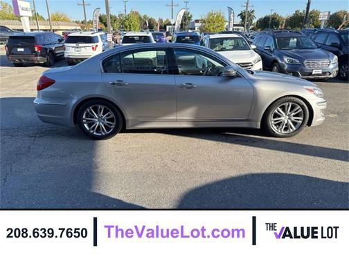 2012 Hyundai Genesis 3.8