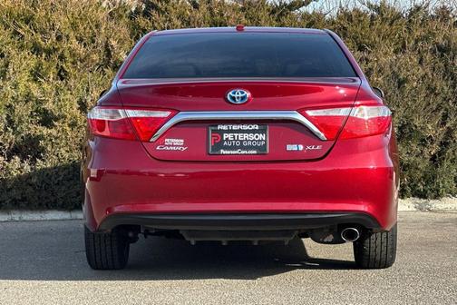 2016 Toyota Camry Hybrid XLE