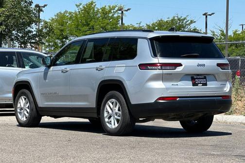 Silver Zynith 2023 Jeep Grand Cherokee L Laredo