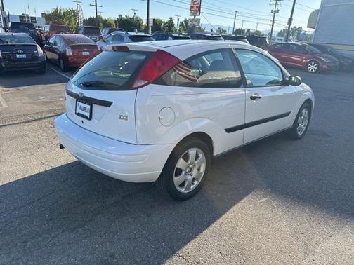 2001 Ford Focus ZX3