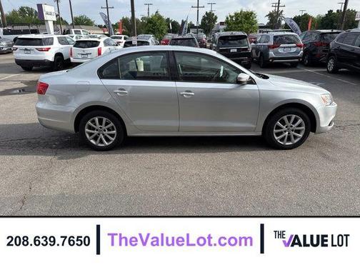 Reflex Silver Metallic 2012 Volkswagen Jetta SE