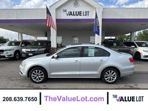 Reflex Silver Metallic 2012 Volkswagen Jetta SE
