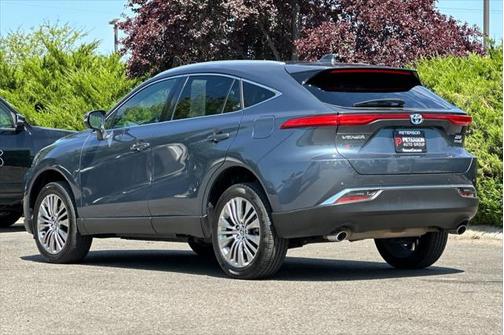 2022 Toyota Venza XLE