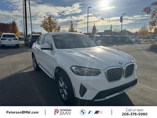 2023 BMW X4 xDrive30i