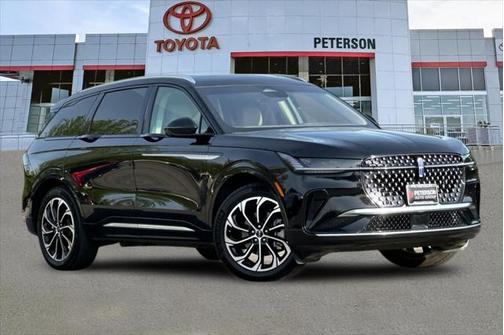 2024 Lincoln Nautilus Reserve