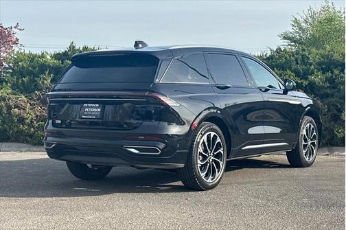 2024 Lincoln Nautilus Reserve
