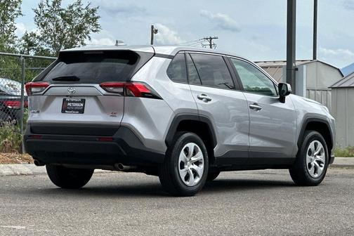 Silver Sky Metallic 2023 Toyota RAV4 LE