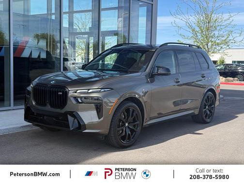 Manhattan Green Metallic 2026 BMW X7 M60i