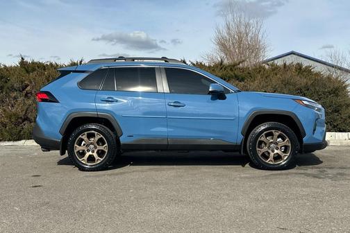 2023 Toyota RAV4 Hybrid Woodland Edition