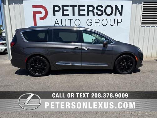 2017 Chrysler Pacifica Limited