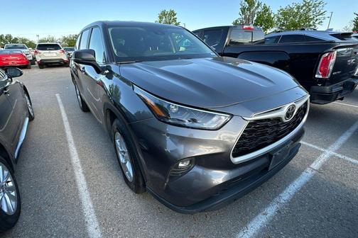 Magnetic Gray Metallic 2023 Toyota Highlander LE
