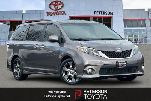 2017 Toyota Sienna SE