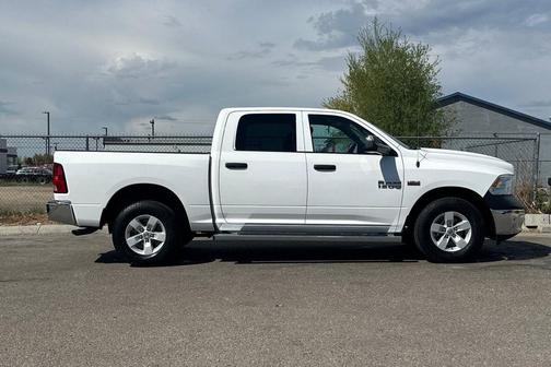 Bright White Clearcoat 2017 RAM 1500 Tradesman
