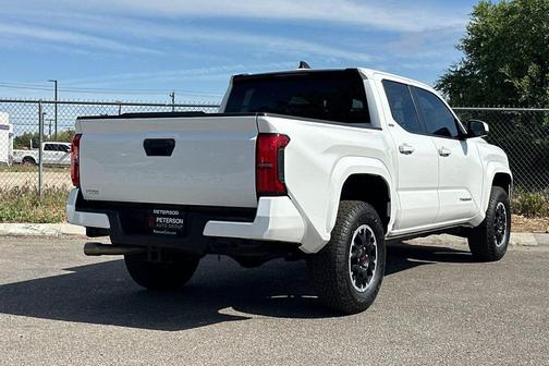 Ice Cap 2024 Toyota Tacoma SR5