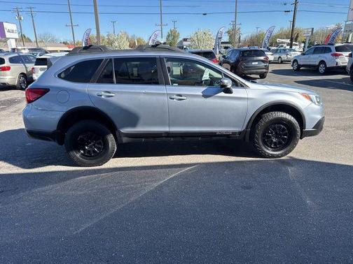 Ice Silver Metallic 2015 Subaru Outback 2.5i Limited