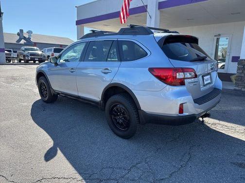 Ice Silver Metallic 2015 Subaru Outback 2.5i Limited