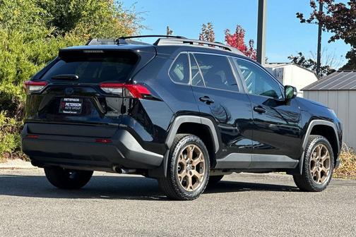 2023 Toyota RAV4 Hybrid Woodland Edition