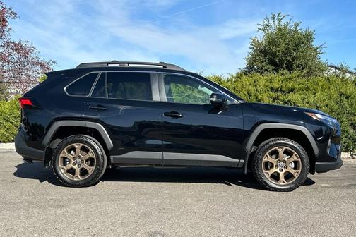 2023 Toyota RAV4 Hybrid Woodland Edition
