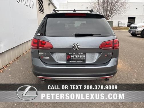 2017 Volkswagen Golf Alltrack 4Motion