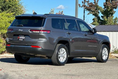 2021 Jeep Grand Cherokee L Laredo