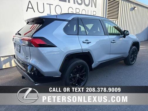 2024 Toyota RAV4 Hybrid SE