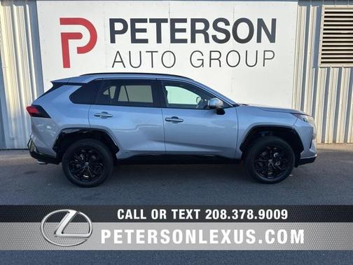 2024 Toyota RAV4 Hybrid SE