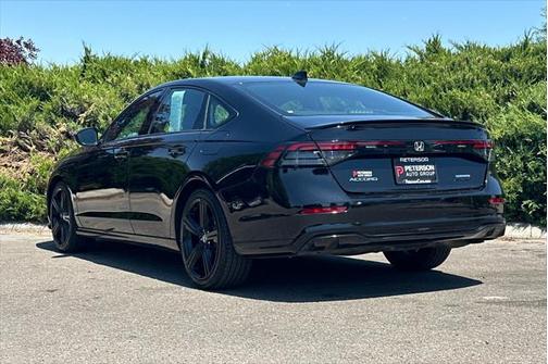 2023 Honda Accord Hybrid Base