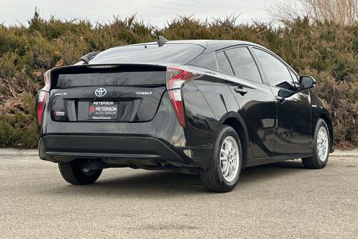 2017 Toyota Prius Three