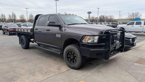 2018 RAM 3500 Tradesman Crew Cab 4x4 8' Box