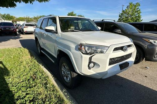 Super White 2014 Toyota 4Runner SR5