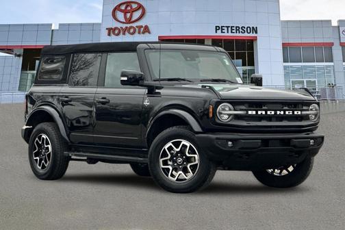 2023 Ford Bronco Outer Banks