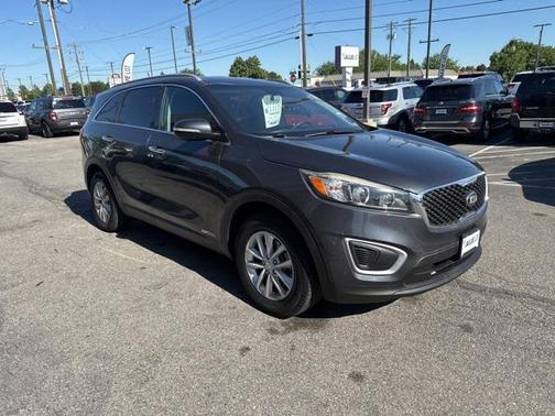 2018 Kia Sorento LX