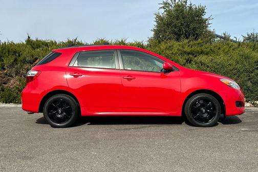 2010 Toyota Matrix S