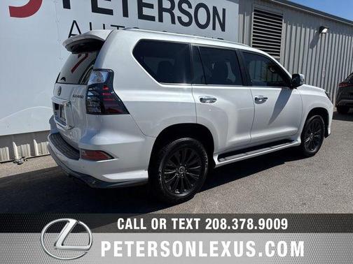 Eminent White Pearl 2023 Lexus GX 460 Premium
