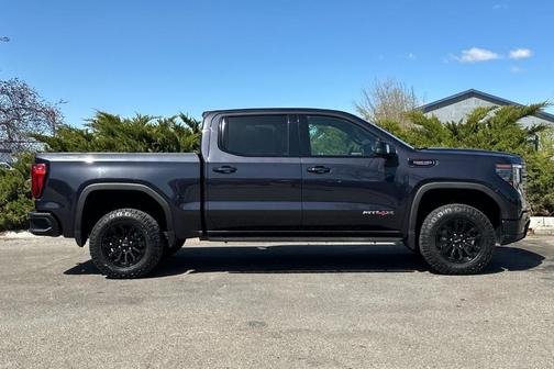 2022 GMC Sierra 1500 AT4X