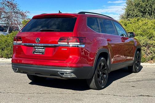 2022 Volkswagen Atlas 2.0T SE w/Technology 4MOTION