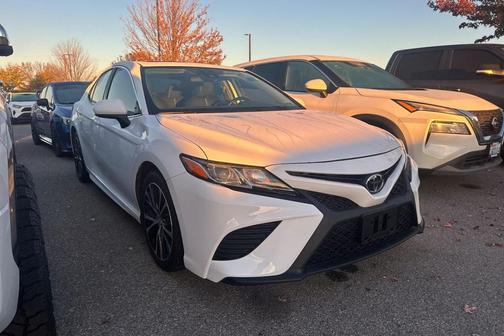 2019 Toyota Camry SE