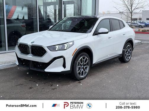 Alpine White 2026 BMW X2 xDrive28i