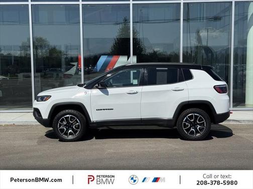 2024 Jeep Compass Trailhawk