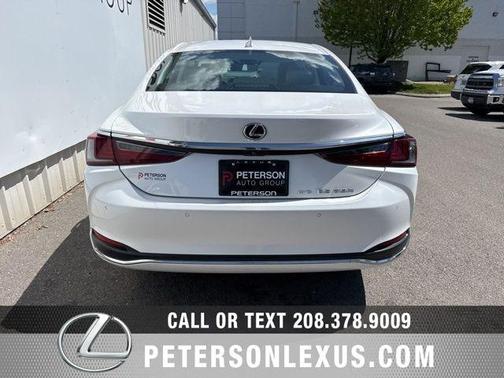 White Pearl 2023 Lexus ES 250 Base