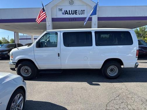 2014 Ford E350 Super Duty XLT