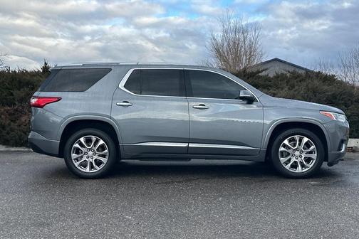 2021 Chevrolet Traverse Premier