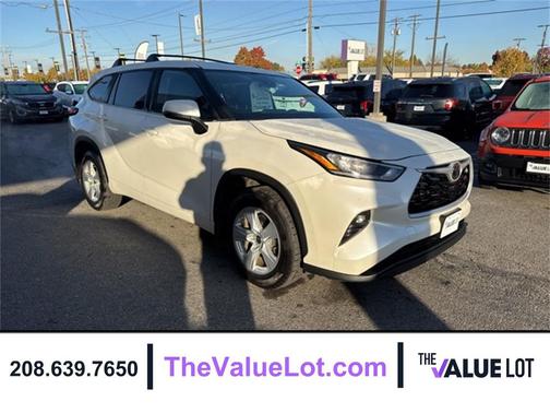 2020 Toyota Highlander LE