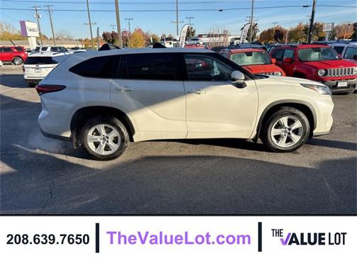 2020 Toyota Highlander LE