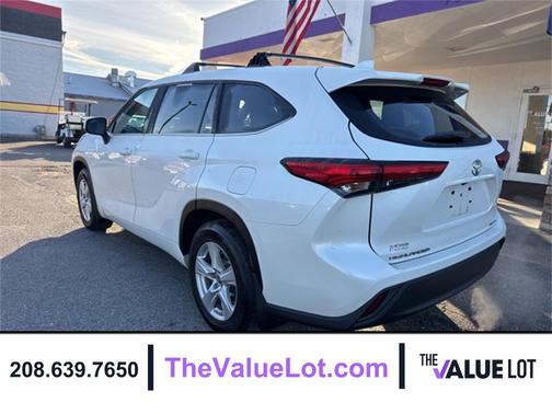 2020 Toyota Highlander LE