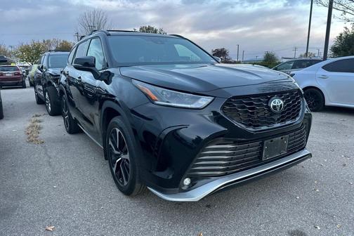 2022 Toyota Highlander XSE